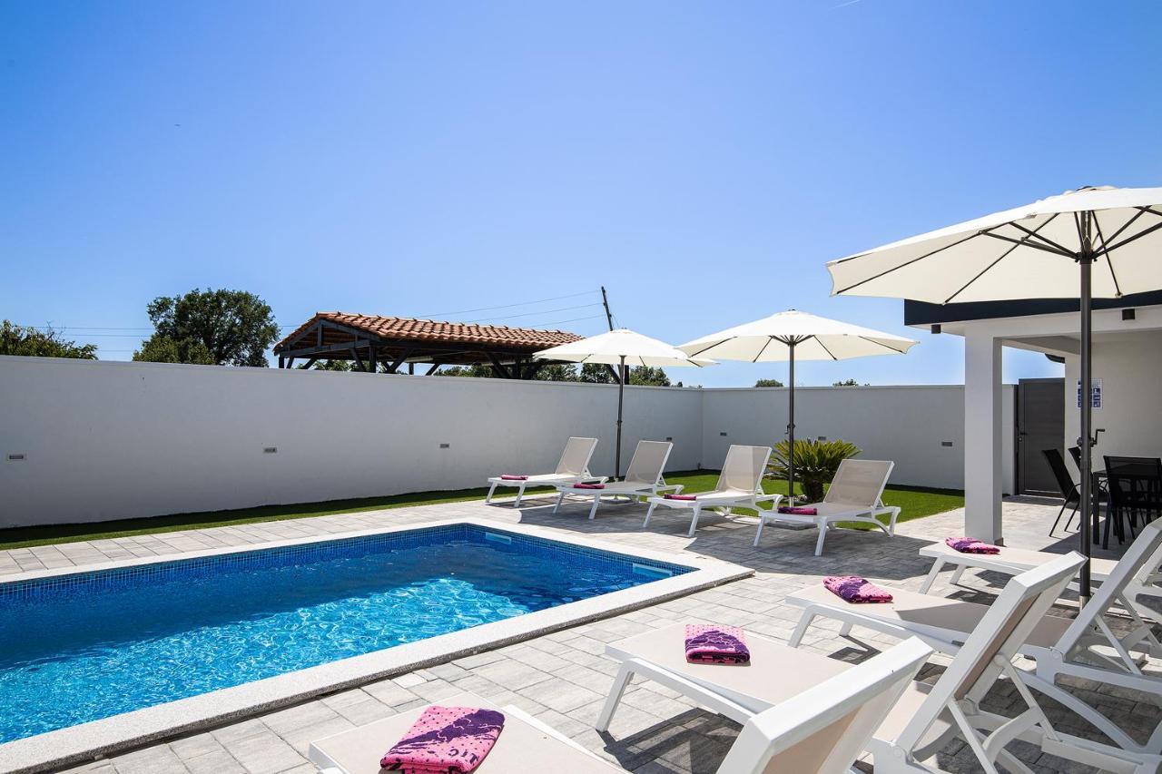 Villa L&L Medulin Bagian luar foto