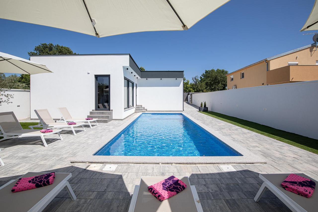 Villa L&L Medulin Bagian luar foto
